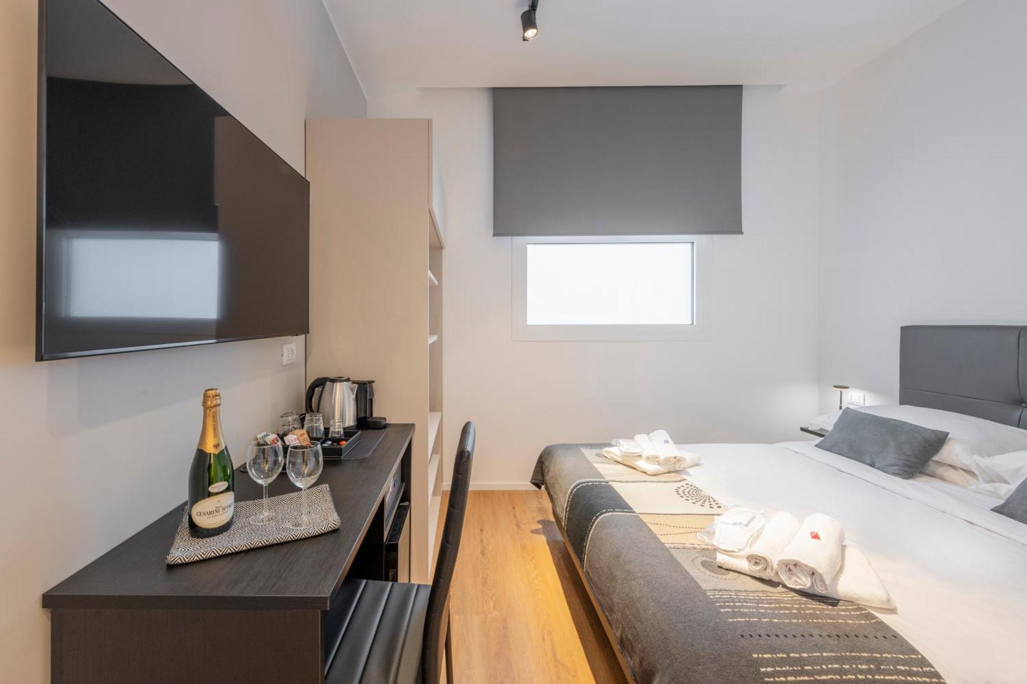Bnbutler - Inbrera Suites - Giulianova, 1 Milano Eksteriør billede